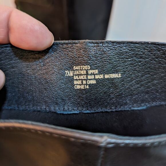 Isola Women's Black Leather Tall Riding Heeled Boots Size 7.5 - Picture 7 of 7